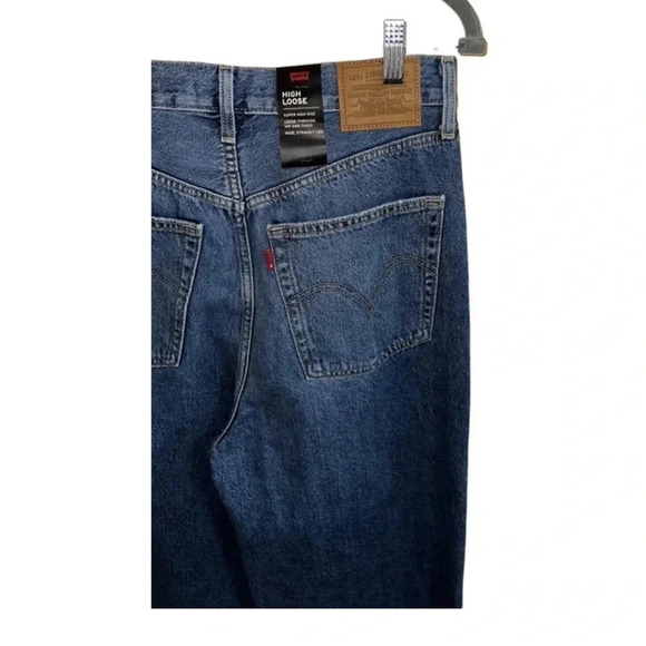 Levi's Ripped High Waist Loose Fit Medium Wash Jeans 28x31 - Picture 8 of 9